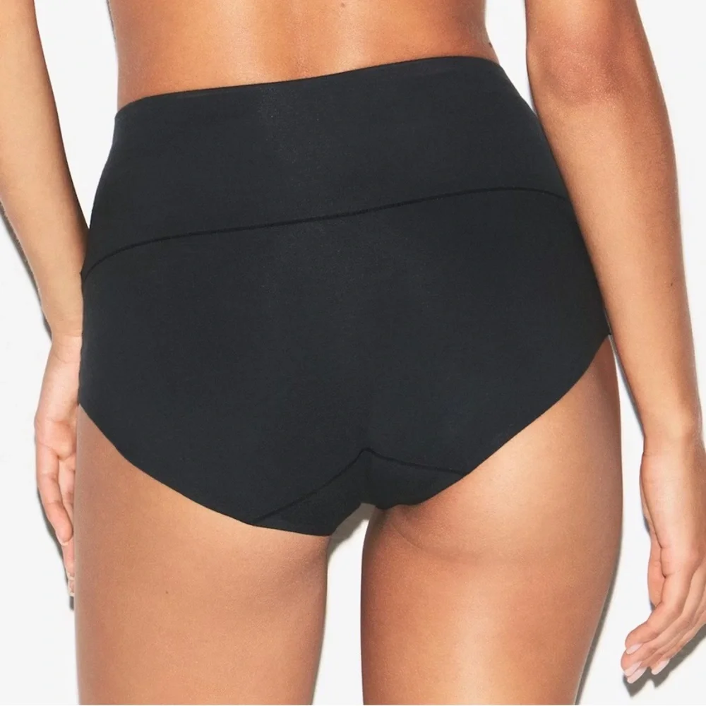 SKIMS Cotton Shapewear High-Waisted Brief‎ XL